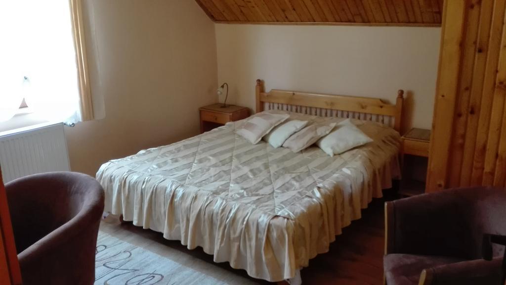 Pension Casa Contelui Râșnov Zewnętrze zdjęcie